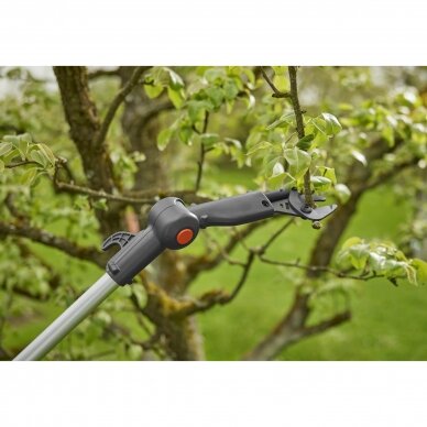 Genėtuvas akumuliatorinis GARDENA HighCut 250/18V P4A su baterija 8 Genėtuvas akumuliatorinis GARDENA HighCut 250/18V P4A su baterija 8