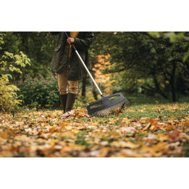 Grėblys lapų Fiskars Xact XXL 1
