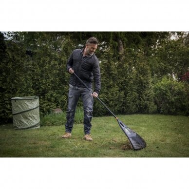 Grėblys lapų su kotu didelis Fiskars Solid XL 3