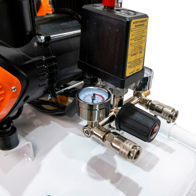 Kompresorius Silent Power 10000 Oil Free 100L 3000W 8