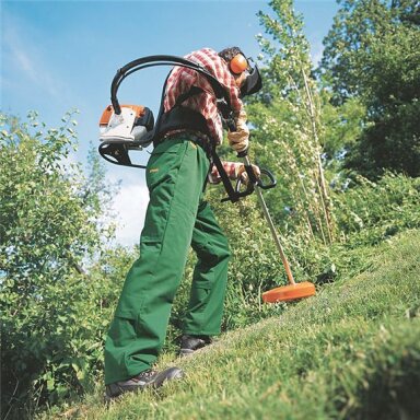 Krūmapjovė STIHL FR 131 T Krūmapjovė STIHL FR 131 T