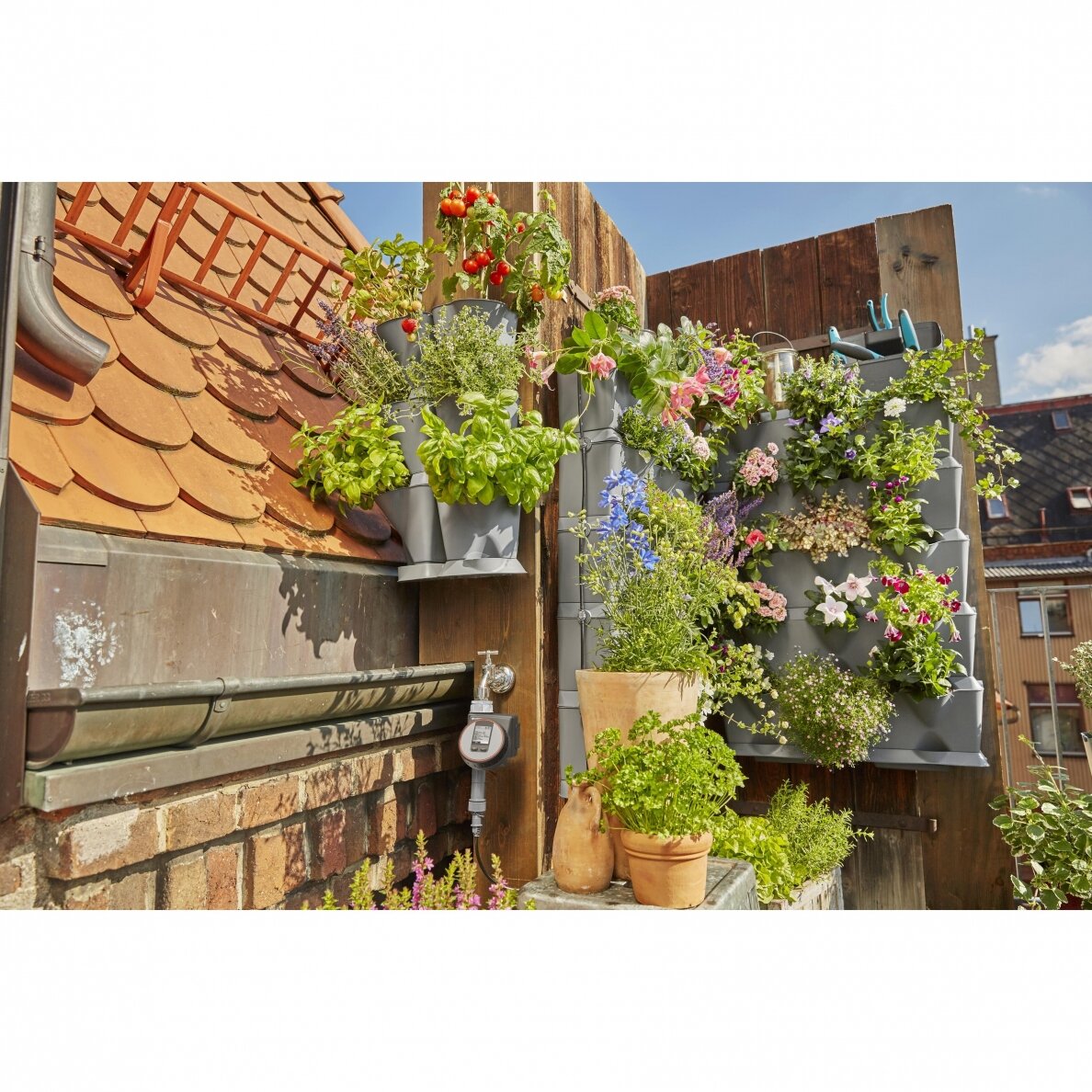 Laikiklis vertikalus kampinis sieninis NatureUp Gardena 3