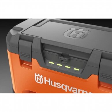 Pakrovėjas baterijų HUSQVARNA 40-C1000X4 1000W 5