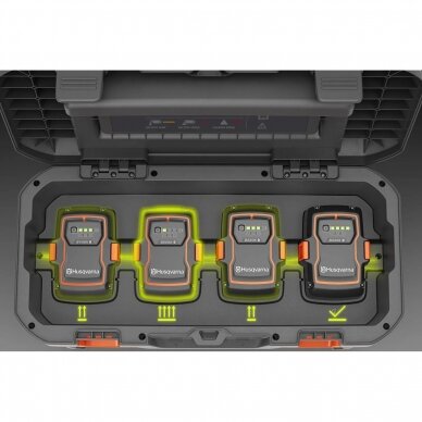 Pakrovėjas baterijų HUSQVARNA 40-C1000X4 1000W 4