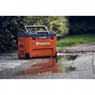 Pakrovėjas baterijų HUSQVARNA 40-C1000X4 1000W 12