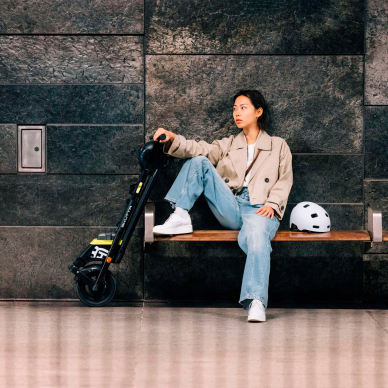 Paspirtukas elektrinis HUSQVARNA Skutta 8