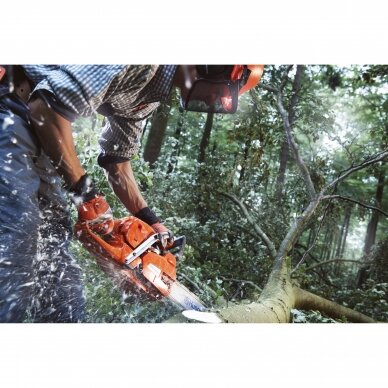 Pjūklas benzininis HUSQVARNA 555 3
