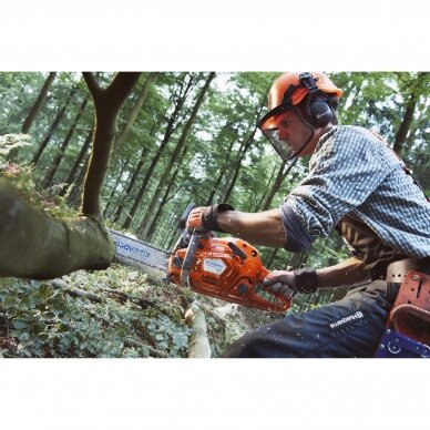 Pjūklas benzininis HUSQVARNA 555 2