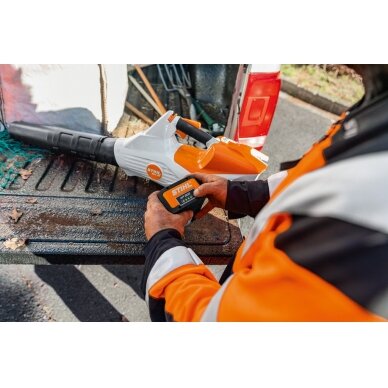 Pūstuvas akumuliatorinis STIHL BGA 86 4