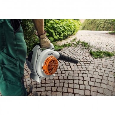 Pūstuvas benzininis STIHL BG 86 3