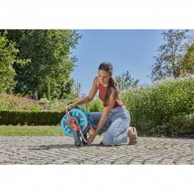 Ritė sieninė su žarna 25m Basic Gardena komplektas 7 Ritė sieninė su žarna 25m Basic Gardena komplektas 7