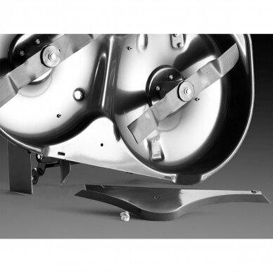 Traktorius HUSQVARNA Rider R 112iC akumuliatorinis 4