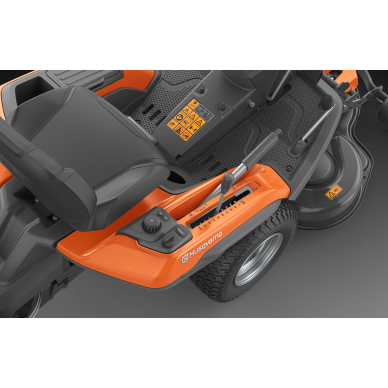 Traktorius HUSQVARNA Rider R 200iX AWD akumuliatorinis 5