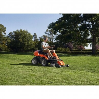 Traktorius HUSQVARNA Rider R 214T 10