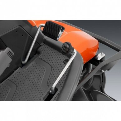 Traktorius HUSQVARNA Rider R 320X AWD 4