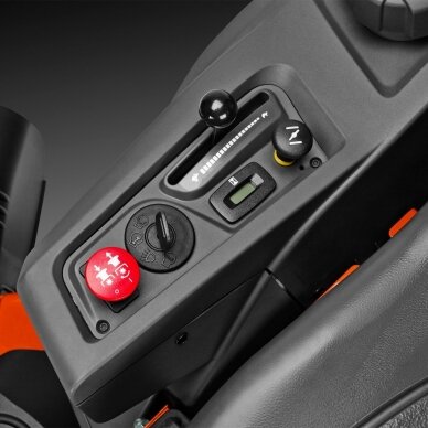 Traktorius nulinio apsisukimo HUSQVARNA Z242F Kawasaki 2