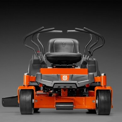 Traktorius nulinio apsisukimo HUSQVARNA Z242F Kawasaki 1