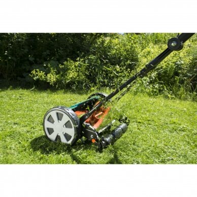 Vejapjovė cilindrinė Gardena 330 Classic 3