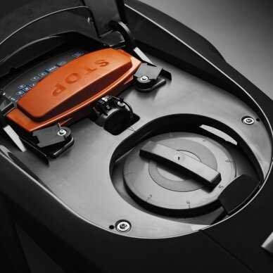 Vejapjovė robotas HUSQVARNA Automower 305 9
