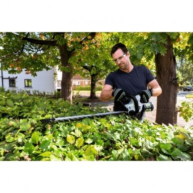 Žirklės gyvatvorių akumuliatorinės EGO Power+ HT2410E 2