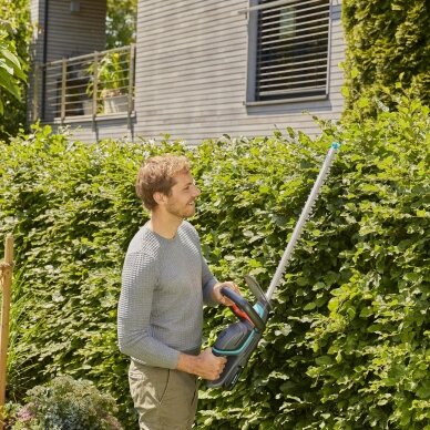 Žirklės gyvatvorių GARDENA ComfortCut 50/18V P4A su baterija 6
