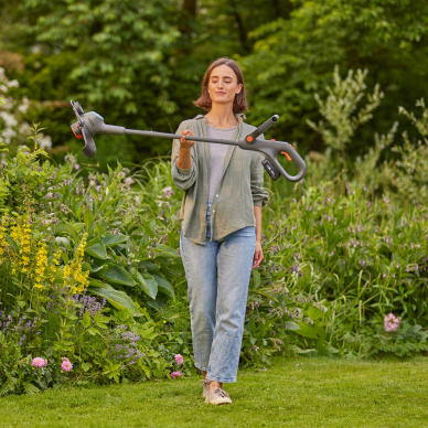 Žoliapjovė akumuliatorinė GARDENA EasyTrim 25/18V P4A 10