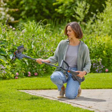 Žoliapjovė akumuliatorinė GARDENA EasyTrim 25/18V P4A 7