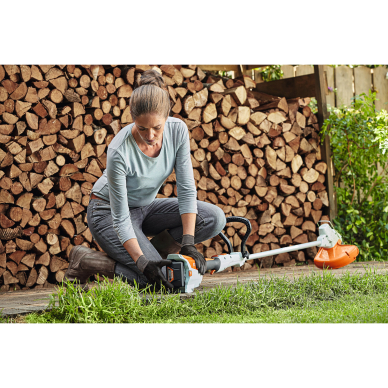 Žoliapjovė akumuliatorinė STIHL FSA 57 su AK10 ir AL101 2